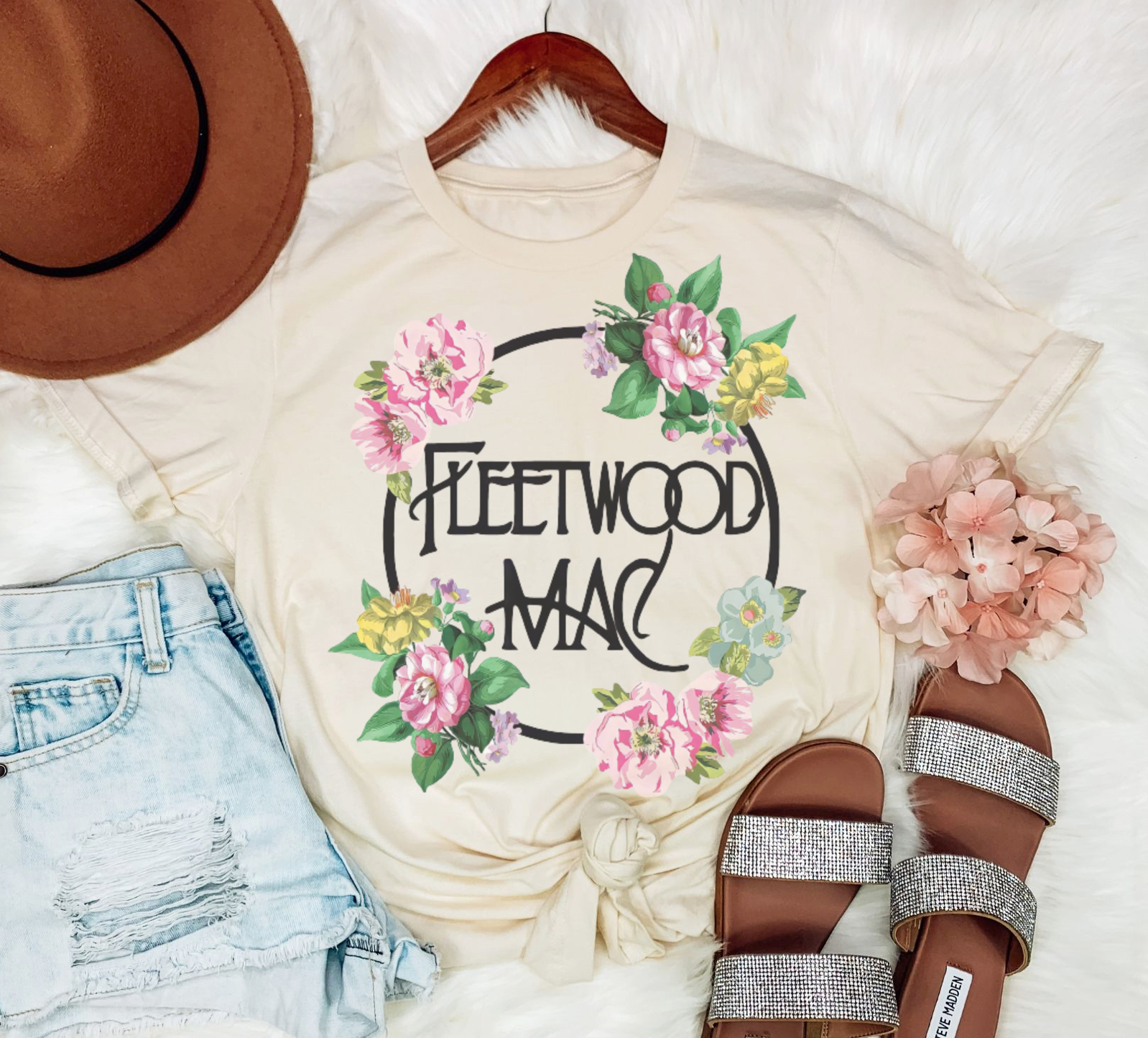 Fleetwood Mac Rock logo Tee