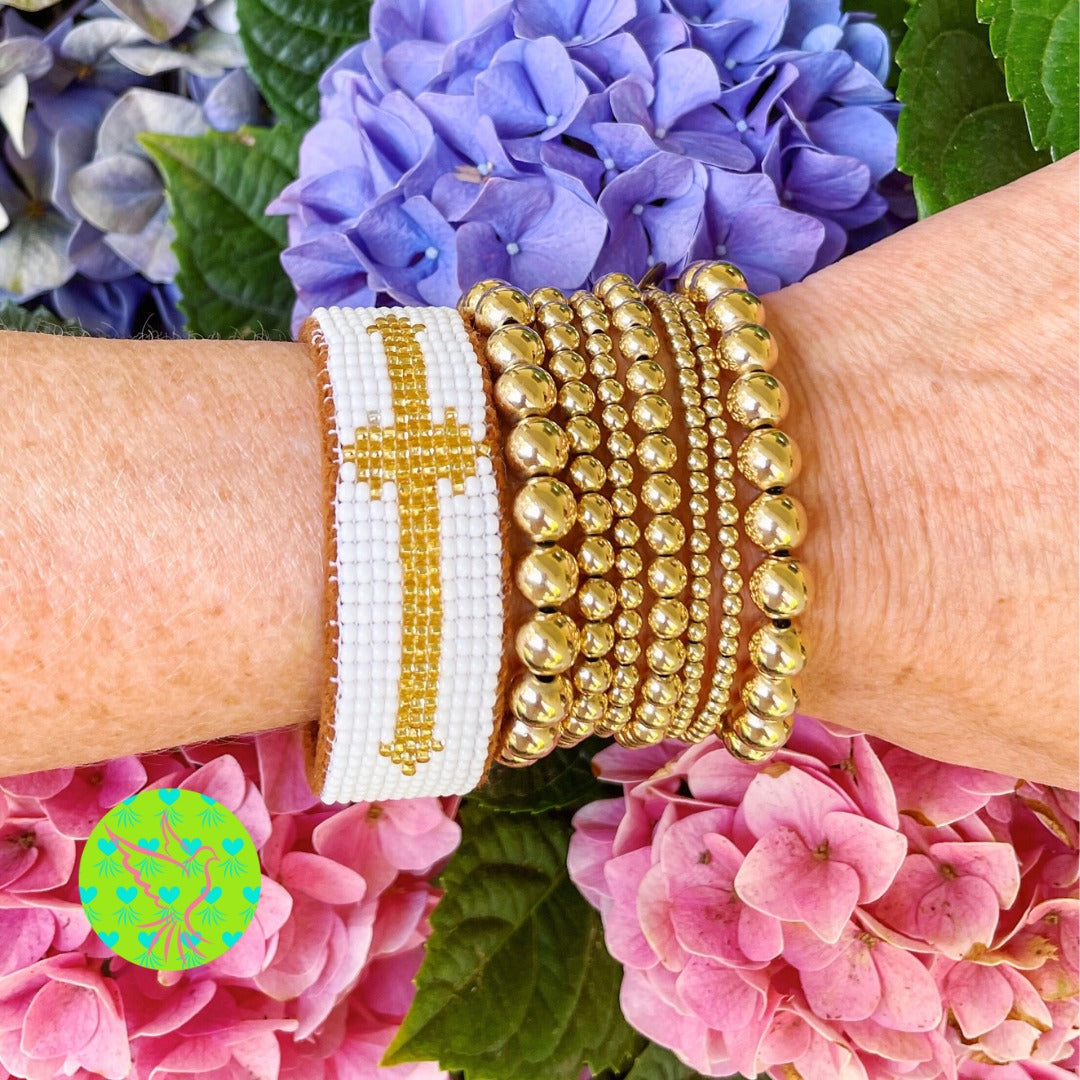 Natalia Cross Cuff Que Color