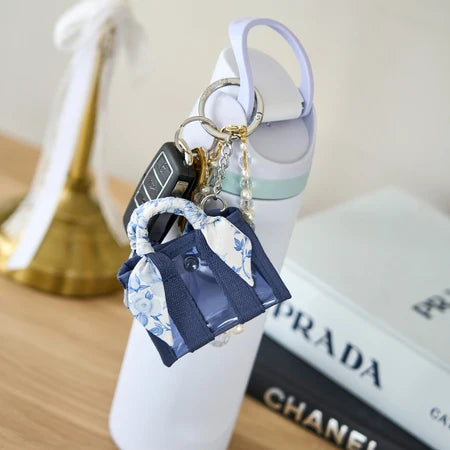 Case-Mate Jelly Tote Bag Keychain – Navy Twilly Case Mate