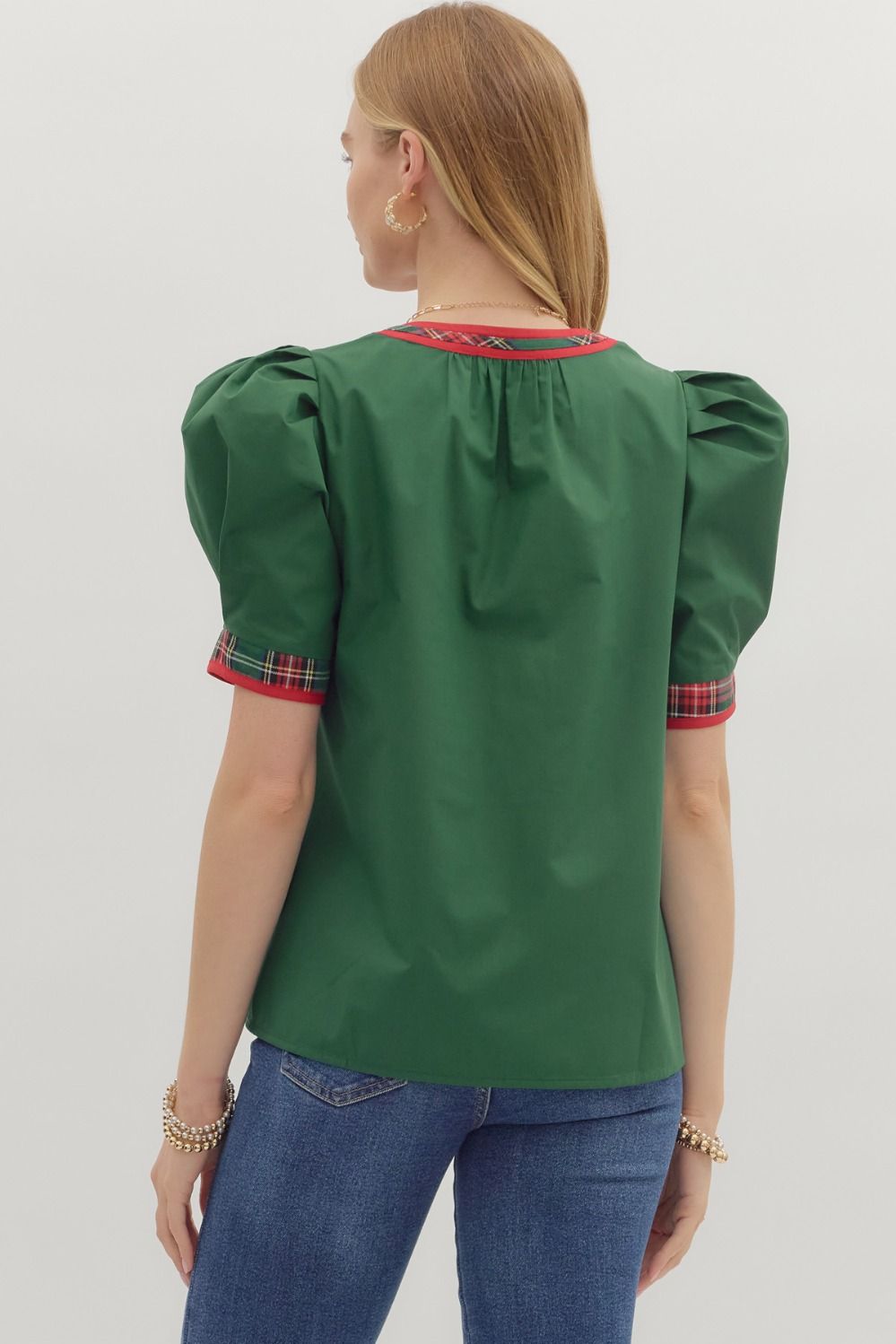 Evergreen Plaid Accent Top Entro