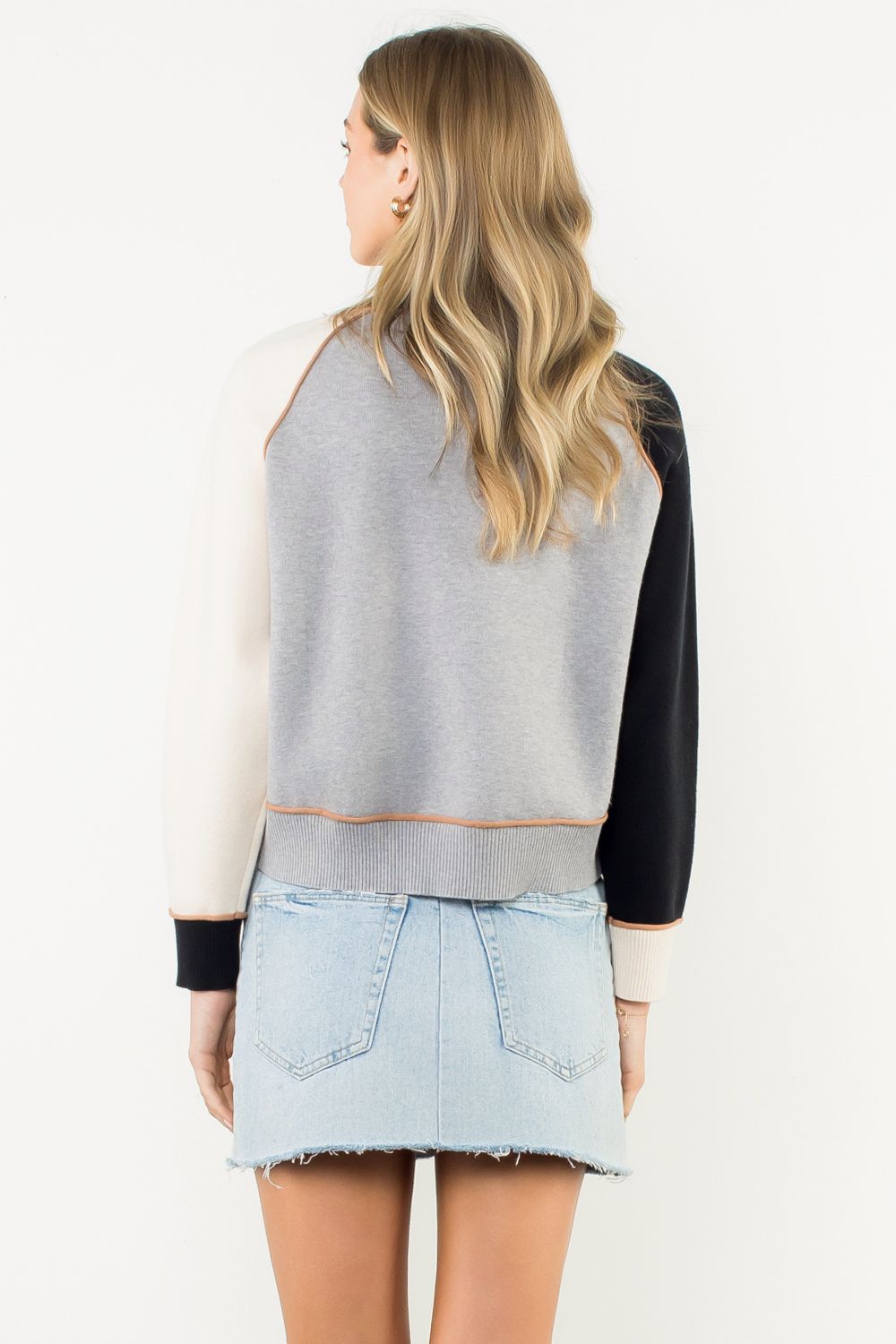 Contrast Charm Raglan Sweater