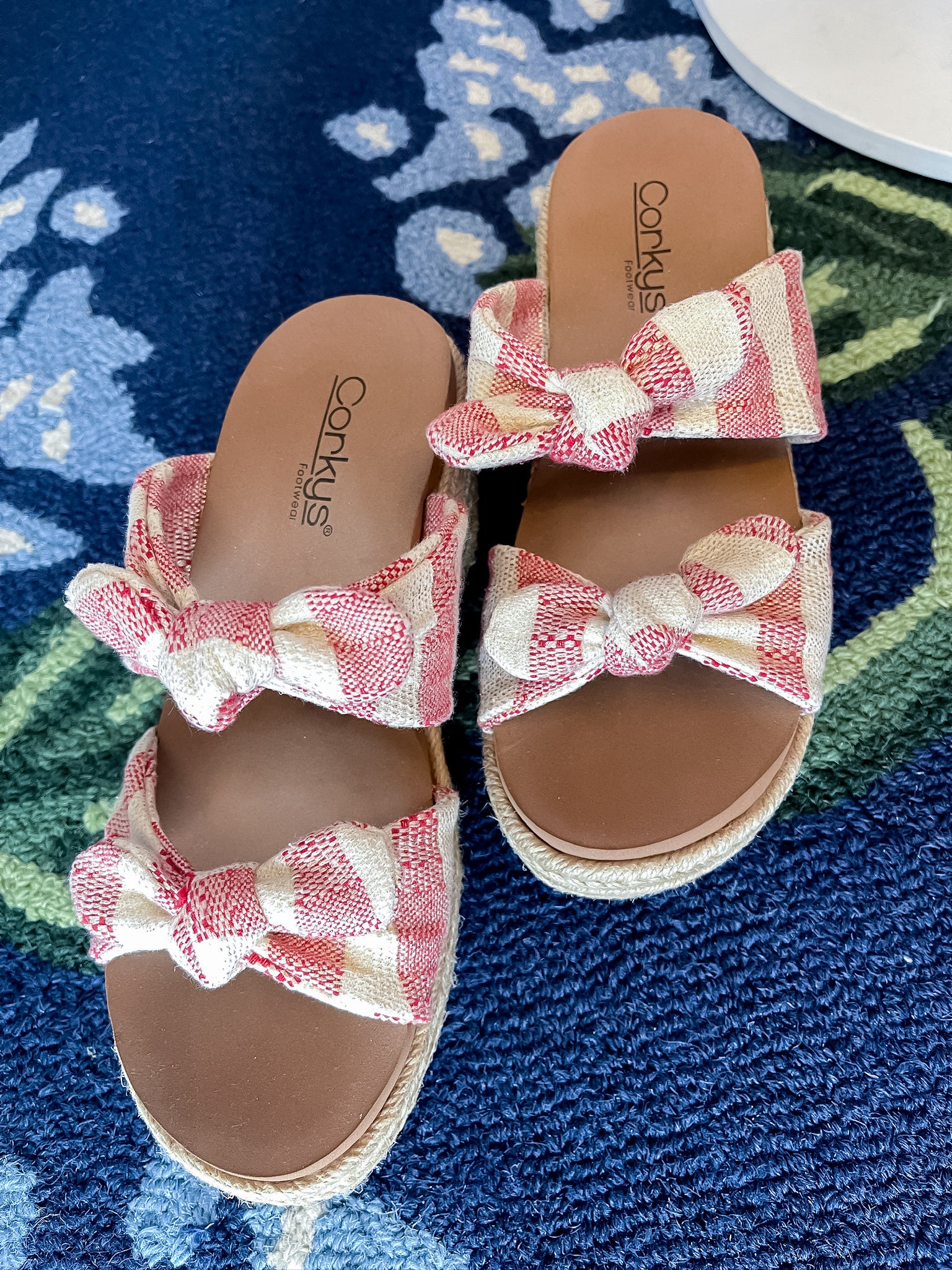 Tie The Knot – Red Natural Stripe Corkys