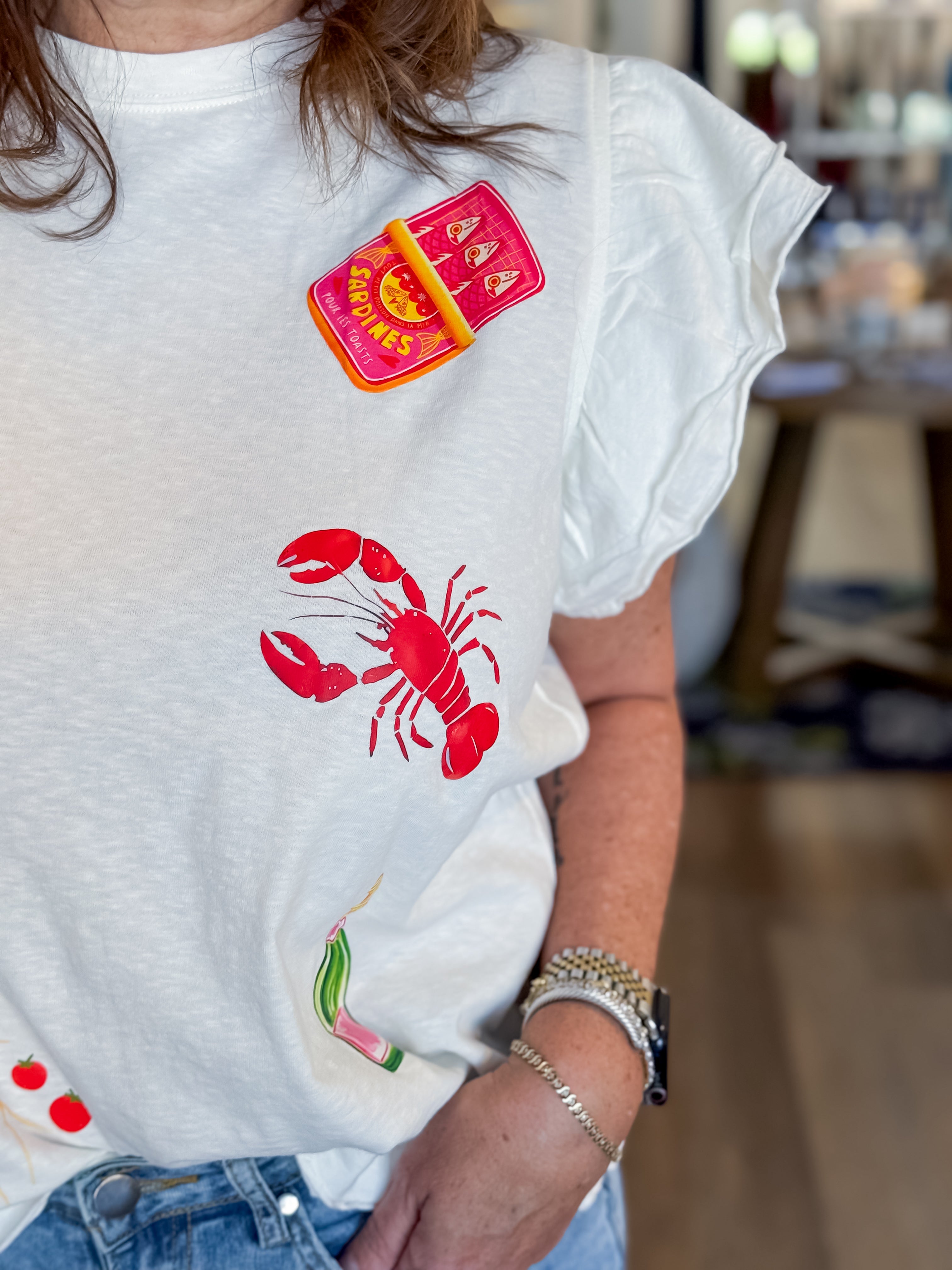 Lemonade & Lobsters Flutter Sleeve Top Easel