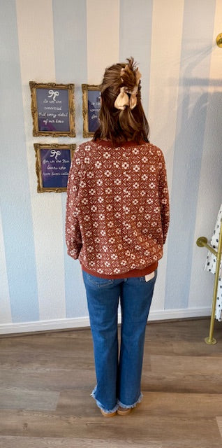 Rust Haven Pullover Easel