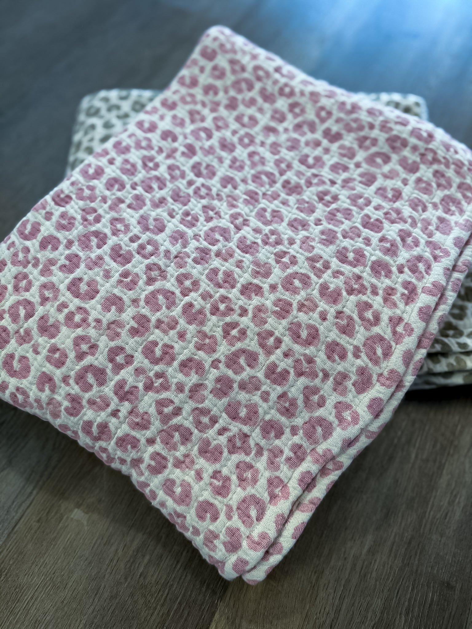 Soft Spot Leopard Throw Blanket- Pink Mudpie