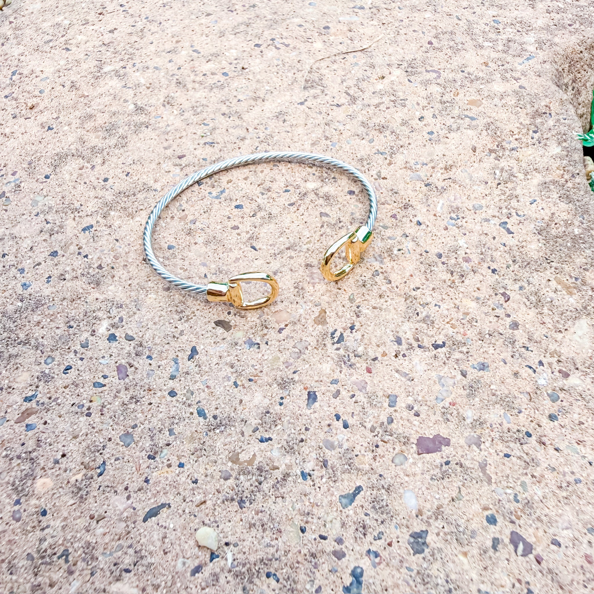 Horsebit Cable Cuff Silver and Accessories