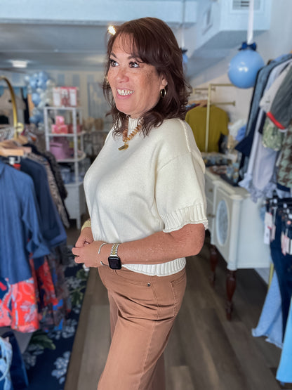 The Hallie Sweater Top Entro