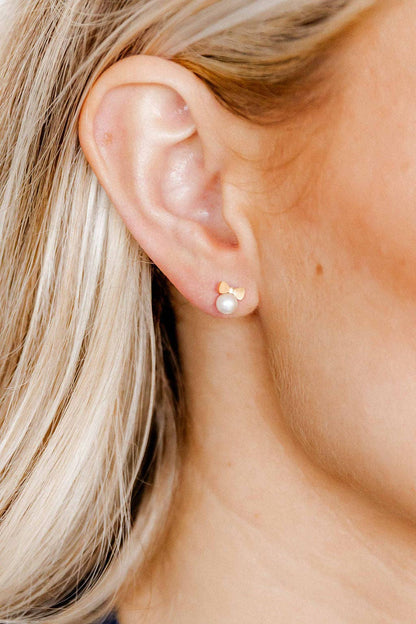 Heidi Pearl Bow Stud Earrings LINNY CO