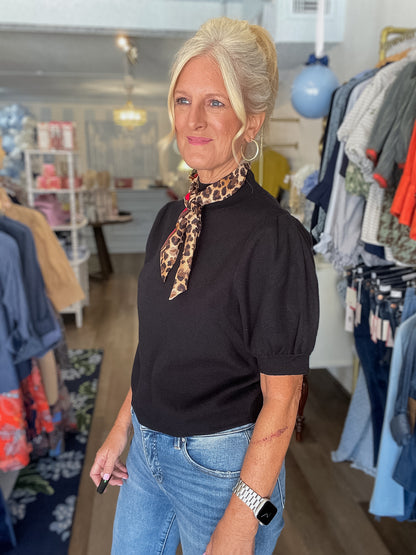 The Vivienne Sweater Entro