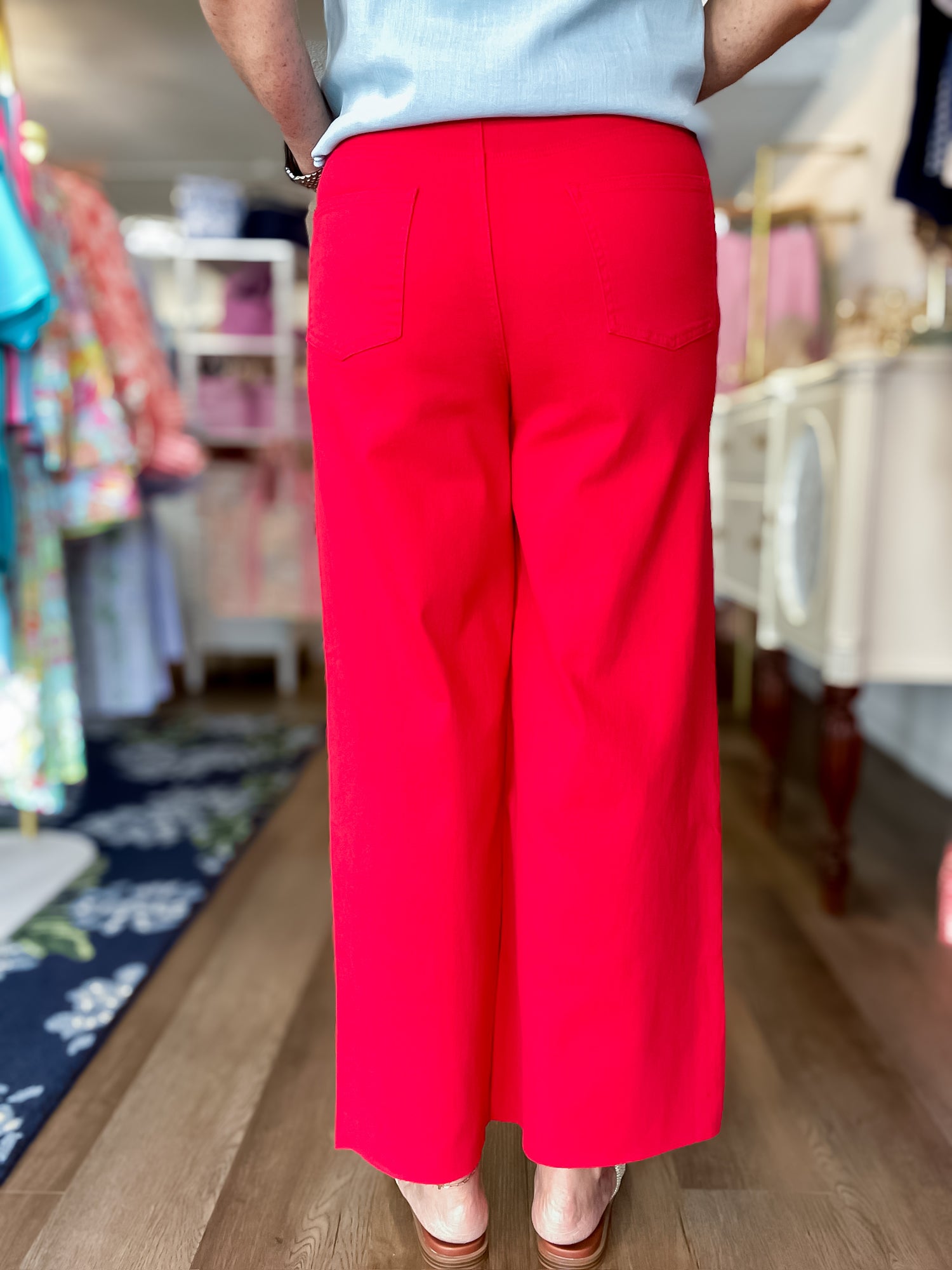 The Hampton Twill Pants – Red Easel