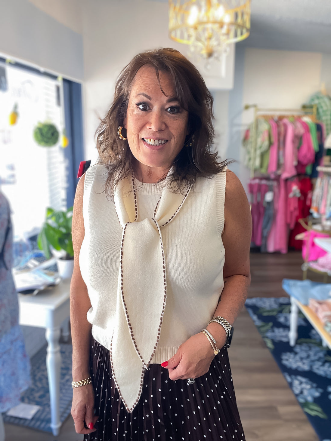Windsor Tie Sweater Tank Entro
