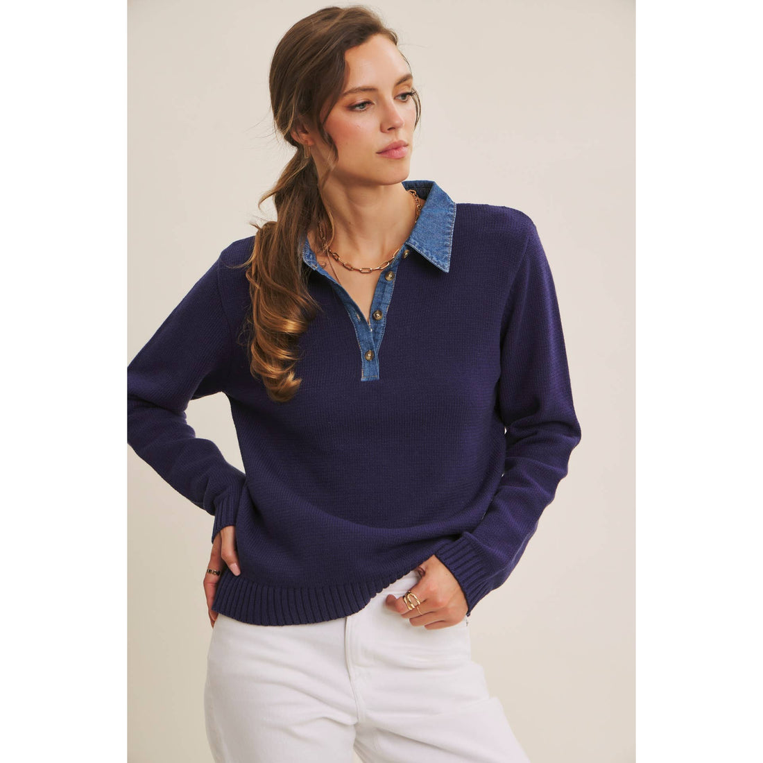 CLASSIC YET ENDLESSLY WEARABLE HENLEY SWEATER TOP