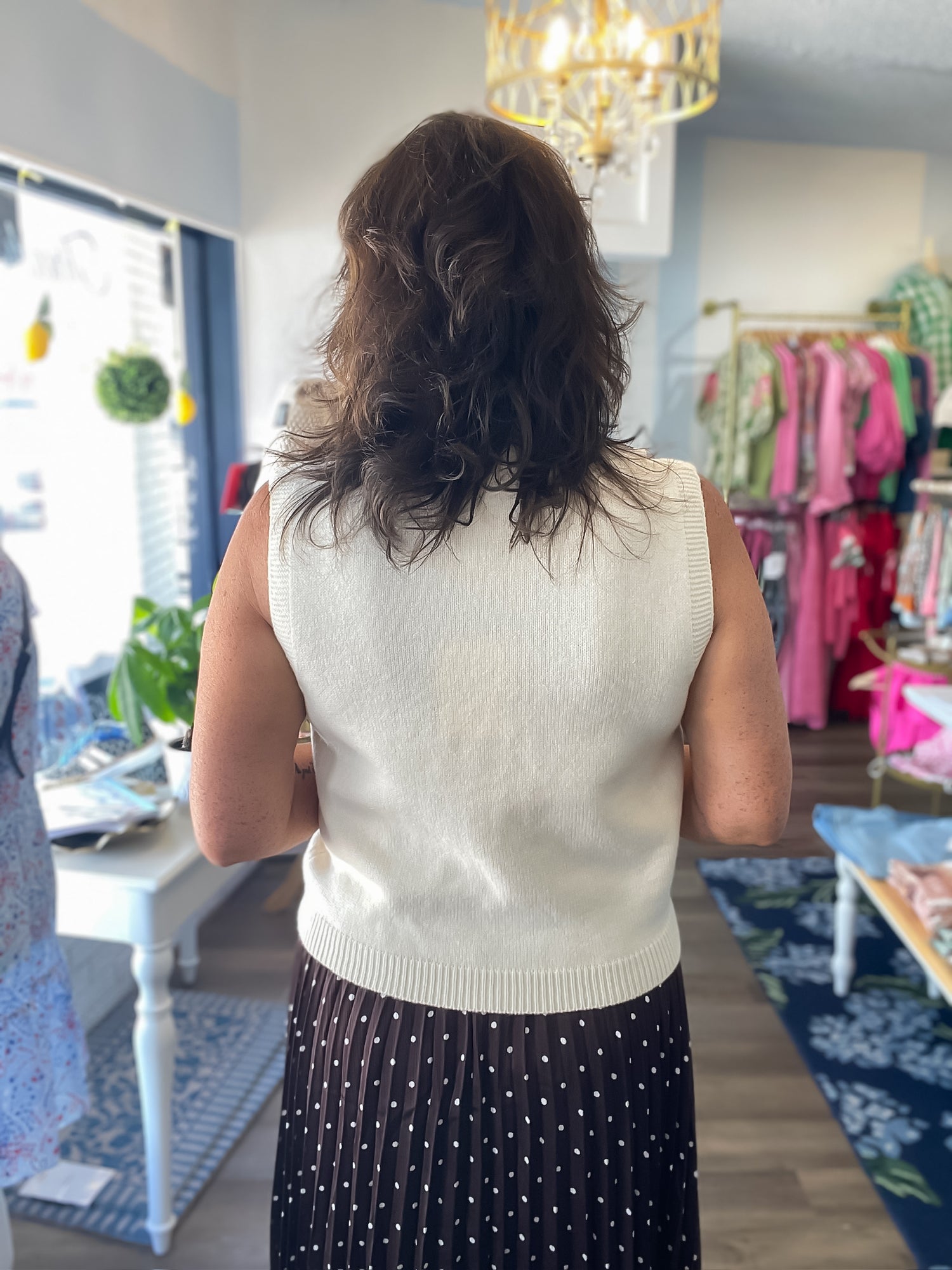 Windsor Tie Sweater Tank Entro