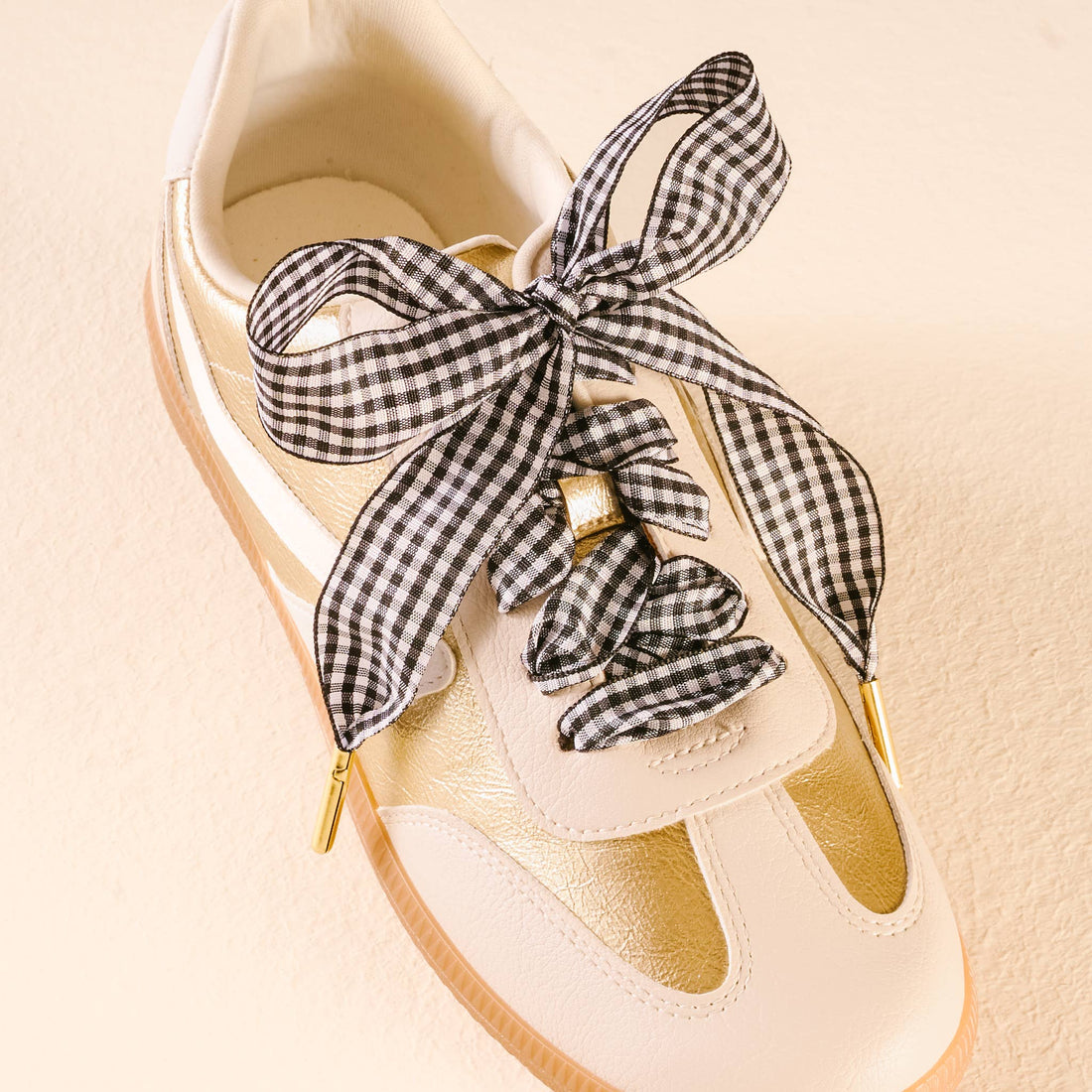 Black gingham shoelaces 