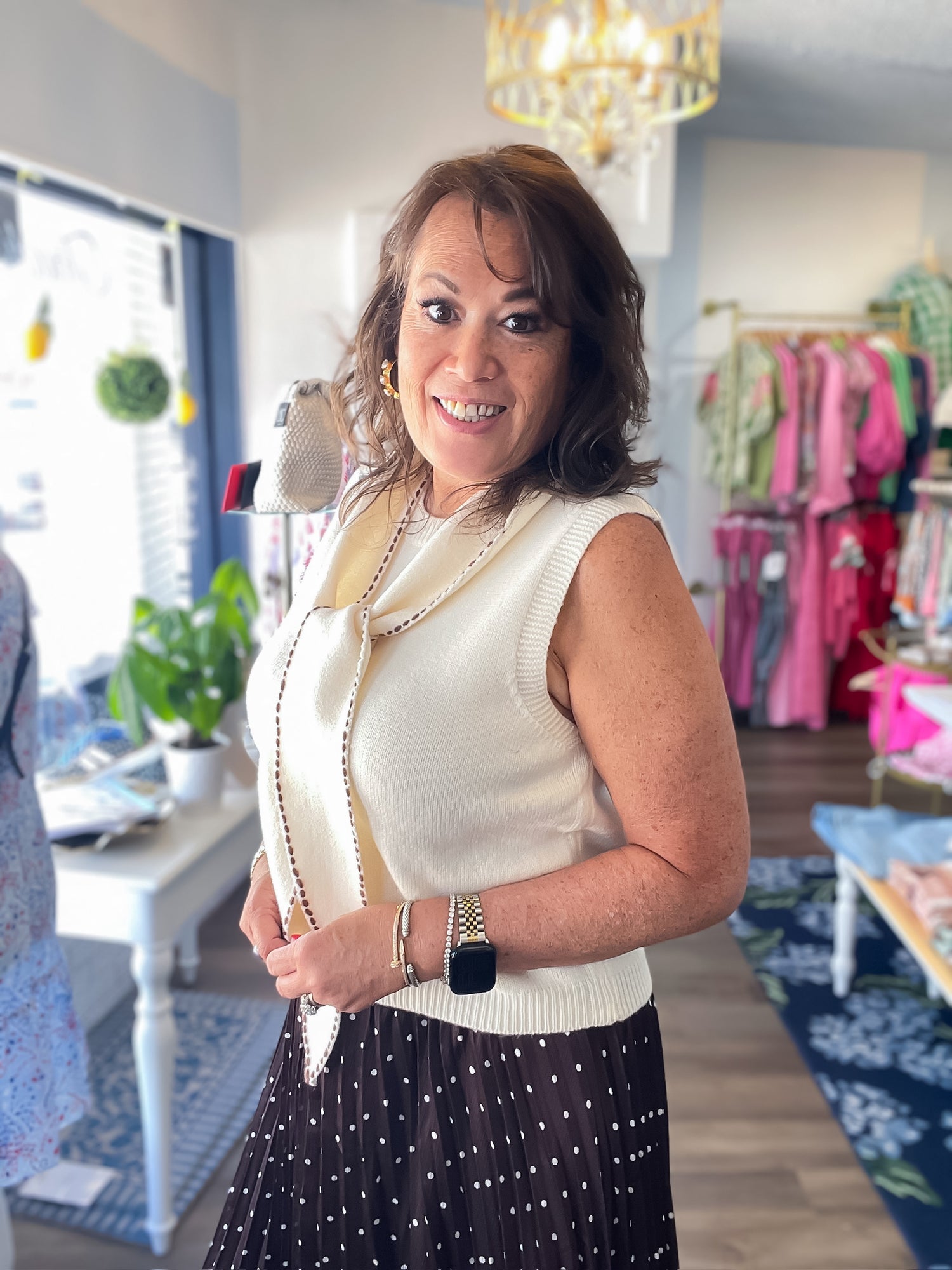 Windsor Tie Sweater Tank Entro