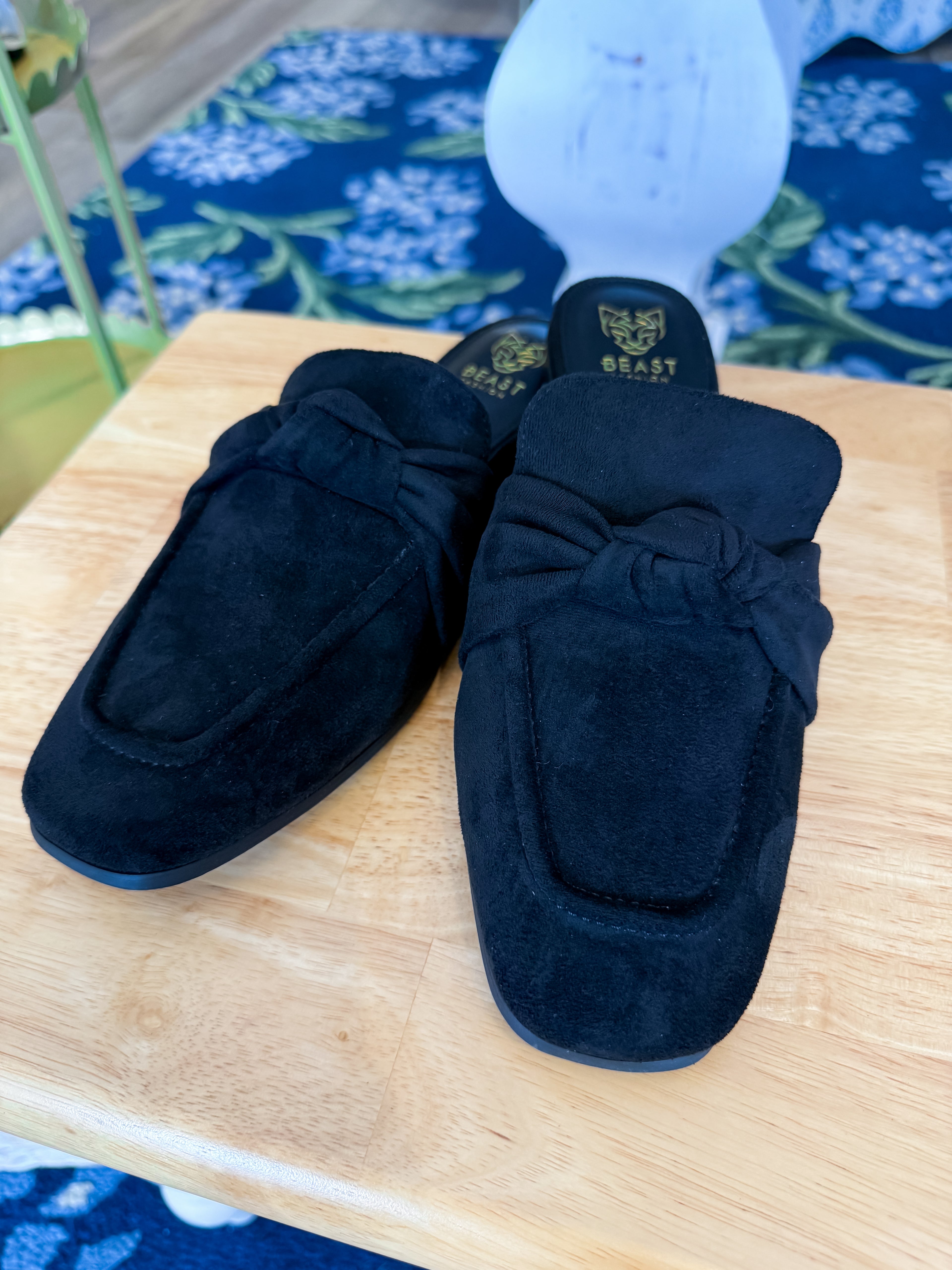 Knotted Grace Mule Shoes - Black CCOCCI