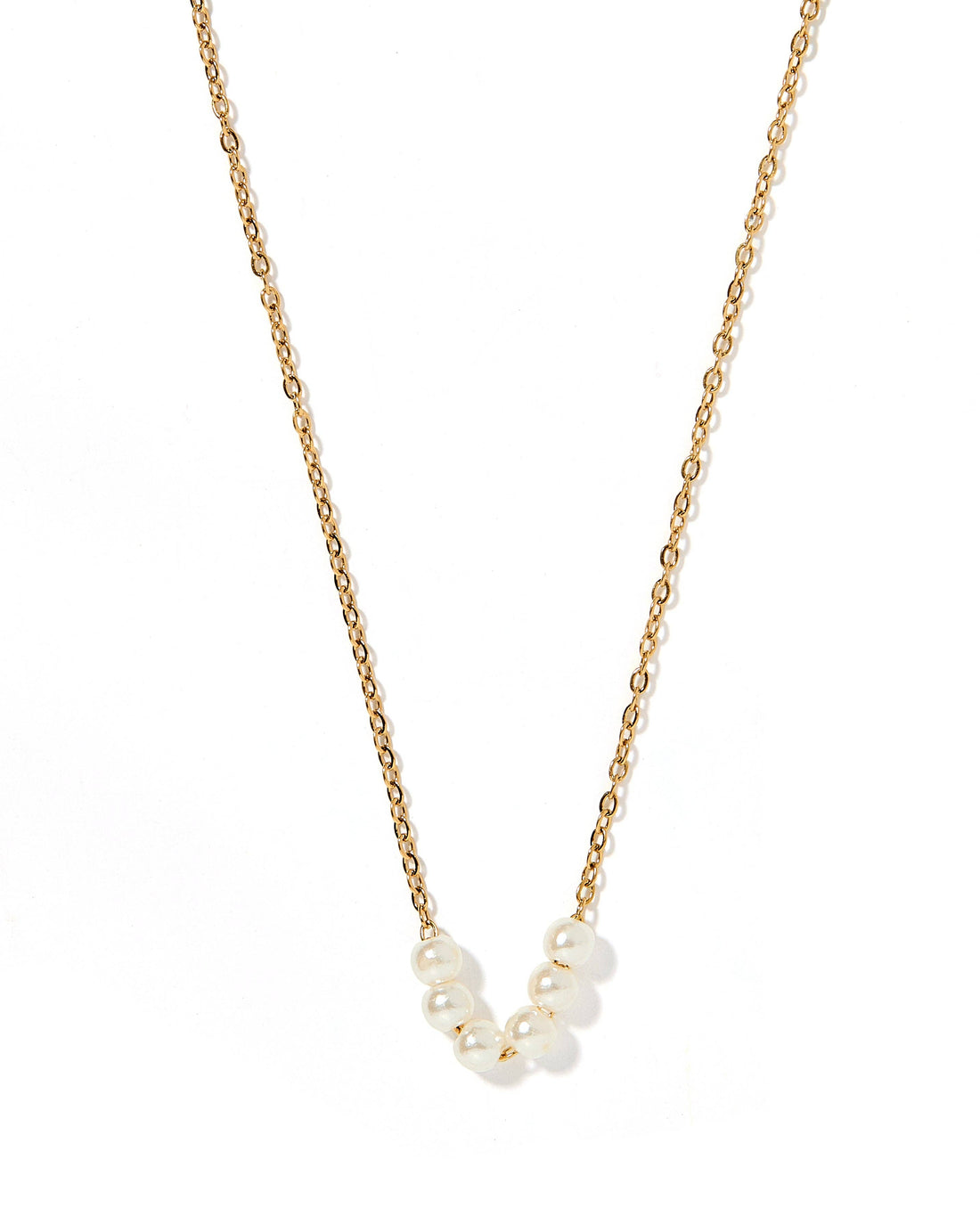 Gold pearl necklace 