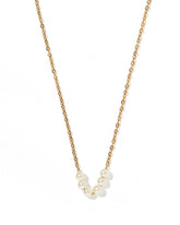 Gold pearl necklace 