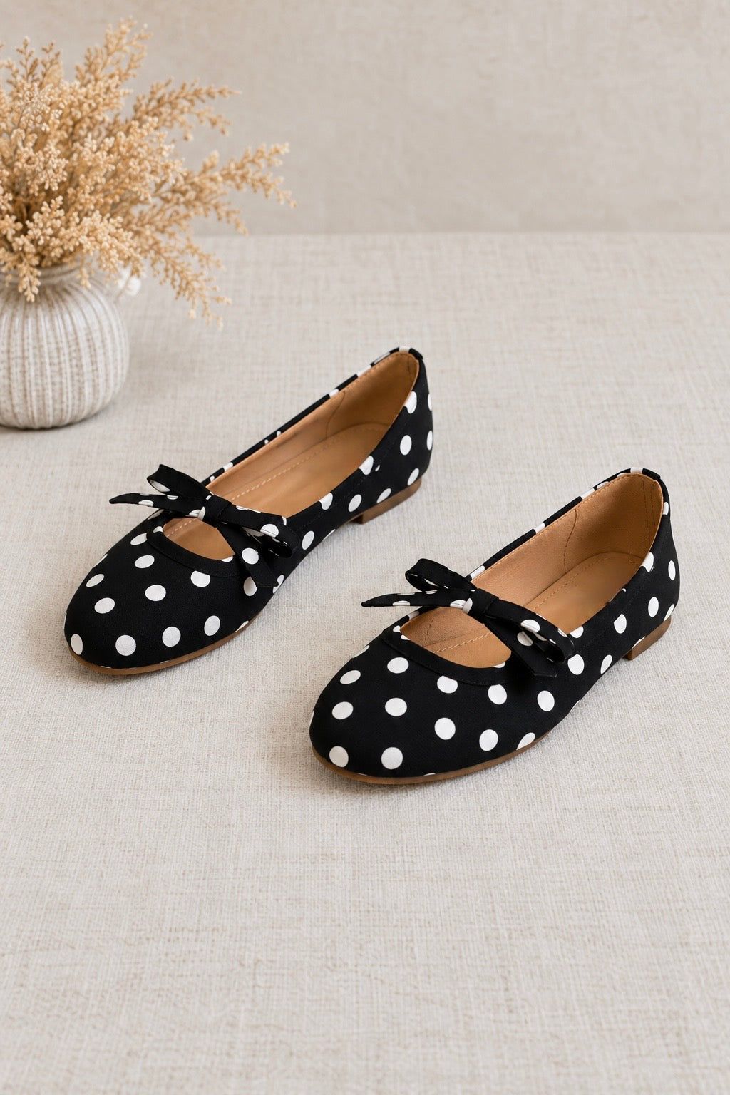 Layover Flat – Black Polka Dot Corkys