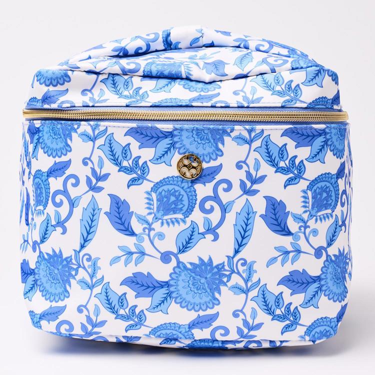 Blue Garden Beauty Case Mary Square