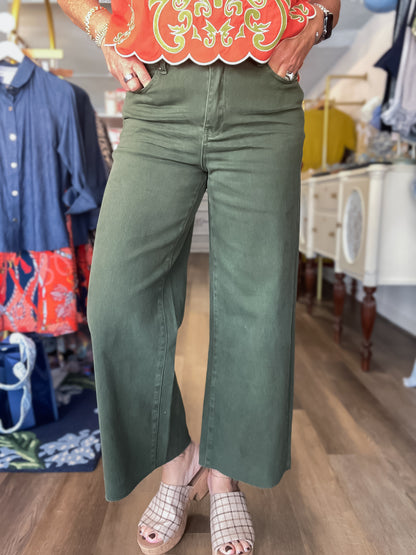 The Hampton Twill Pants – Olive Easel
