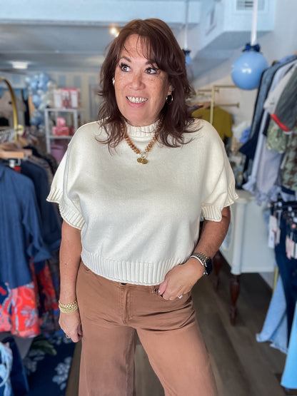 The Hallie Sweater Top Entro