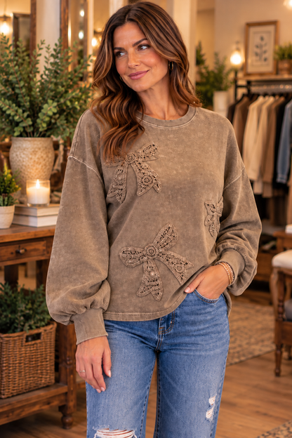 Tied With Love Pullover Easel