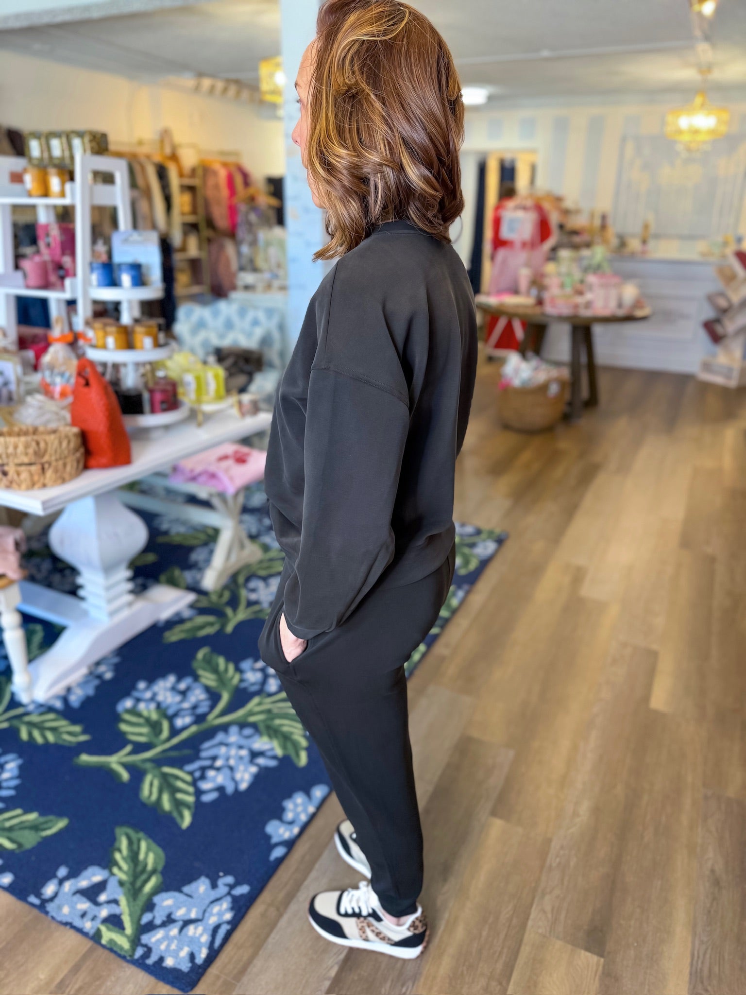 Jet Set Jogger Set Mary Square