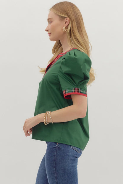 Evergreen Plaid Accent Top Entro