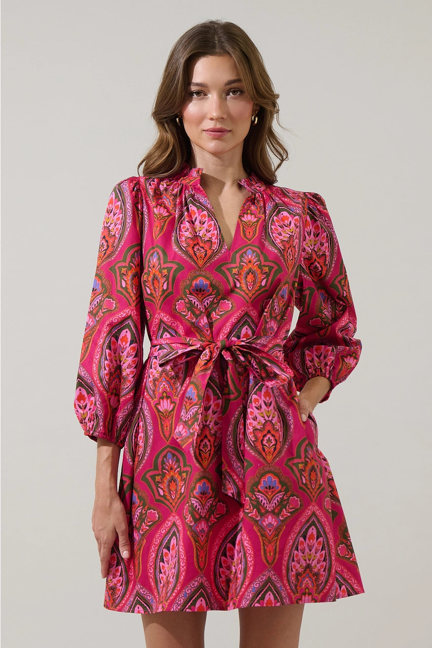 Pink v neck 3/4 sleeve dress with pockets and tie around waist 