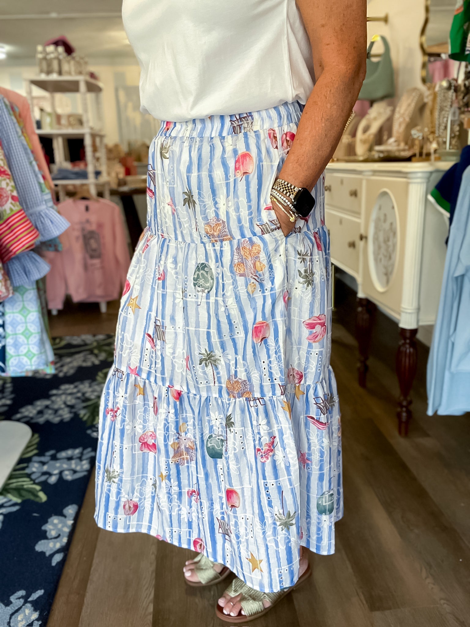 Seaside Postcard Tiered Skirt Entro