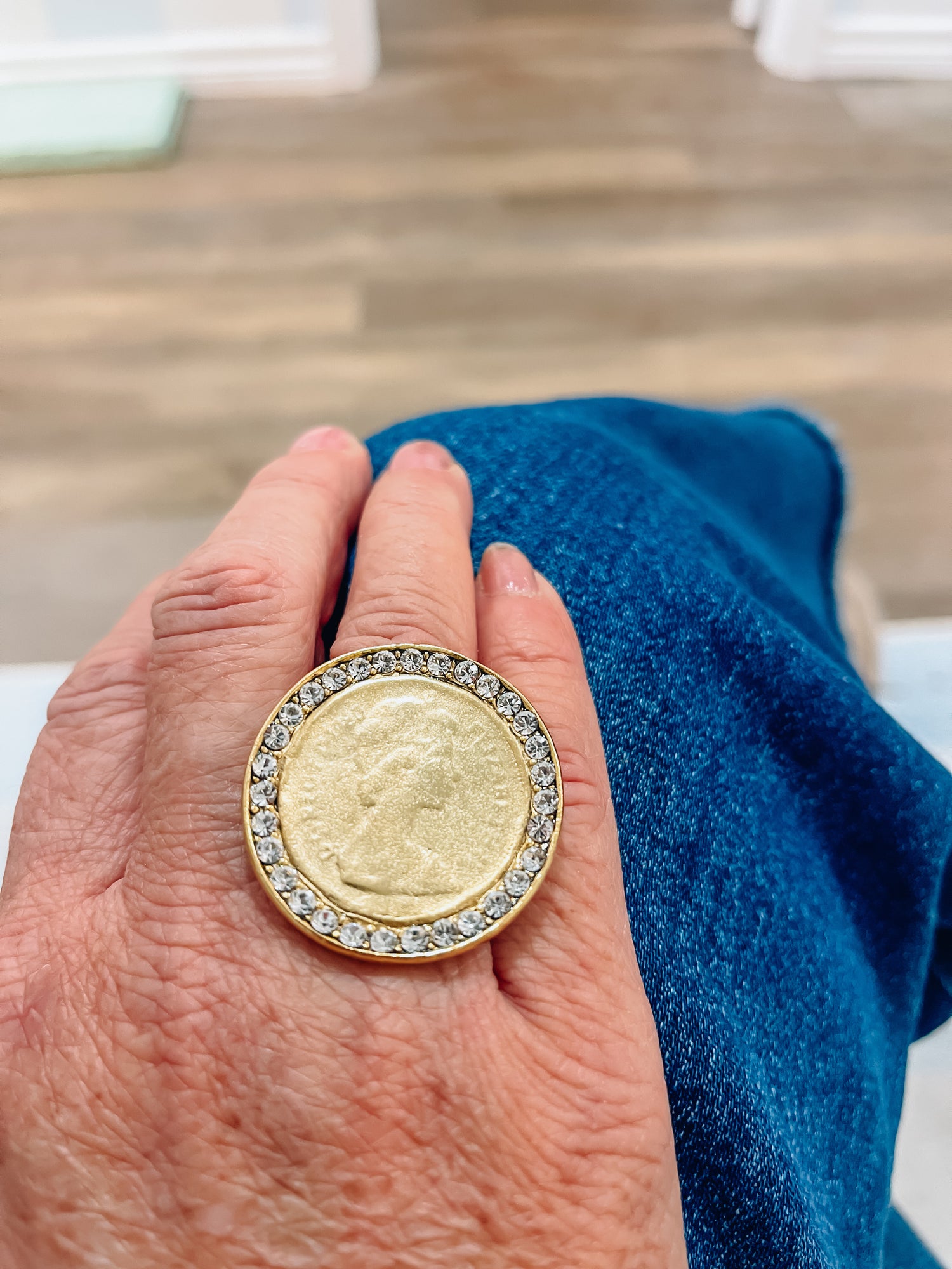 Elizabeth Coin Ring - Gold