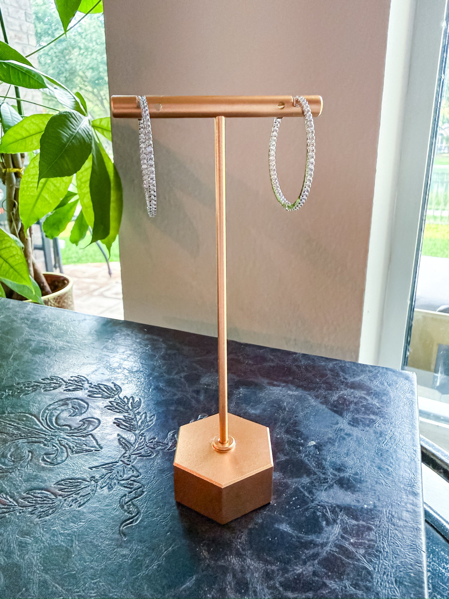 Timeless Shine Hoops Silver and Accessories