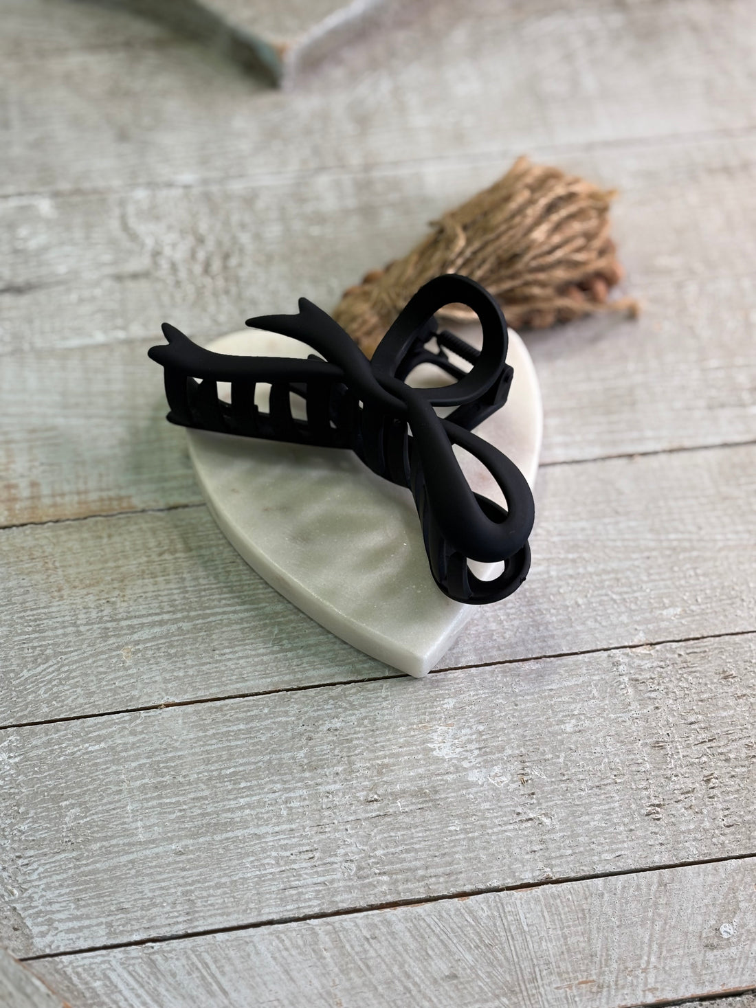 Matte Bow Claw Clip