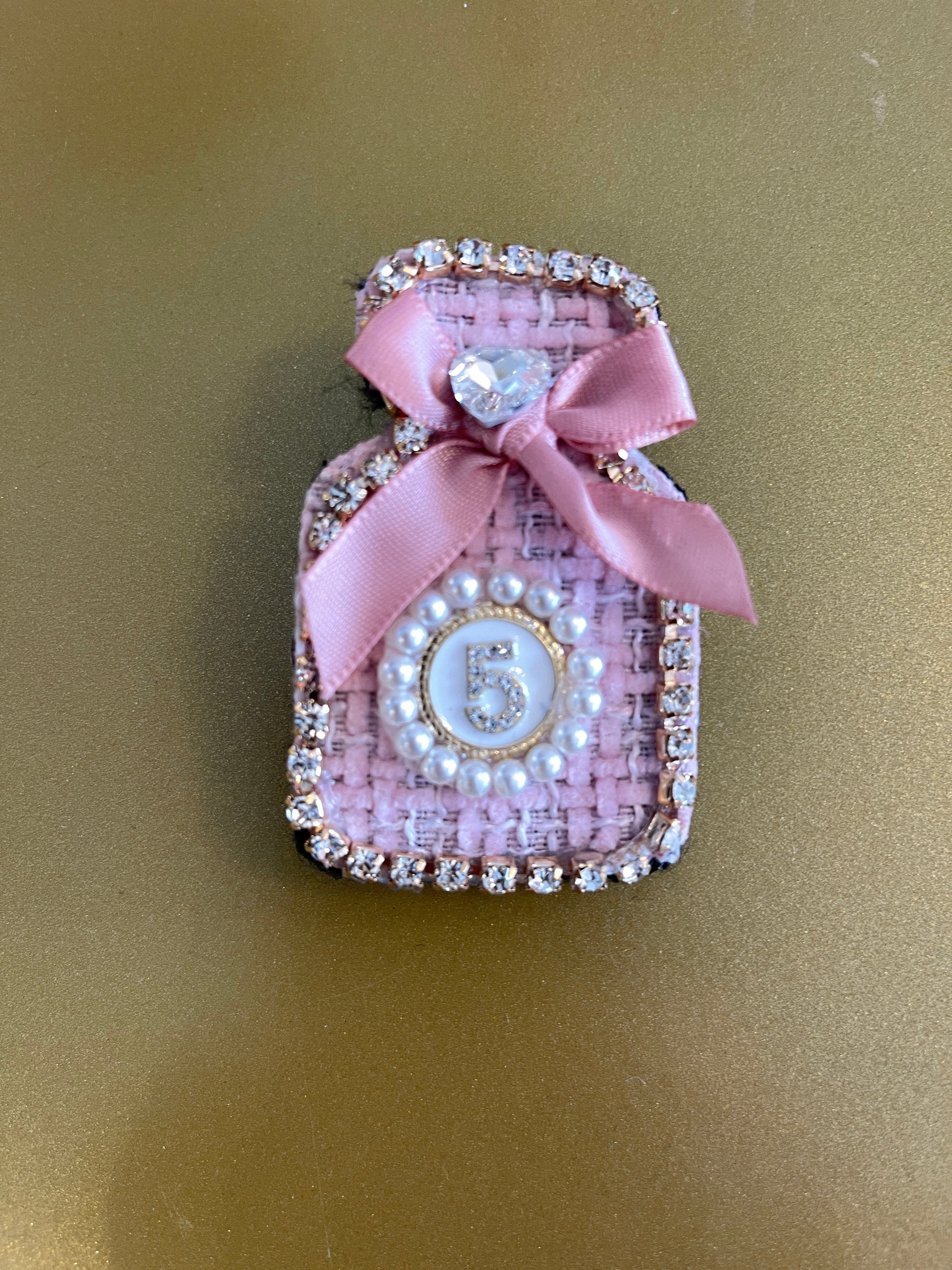 Pearl and Bow Pin SW Trading