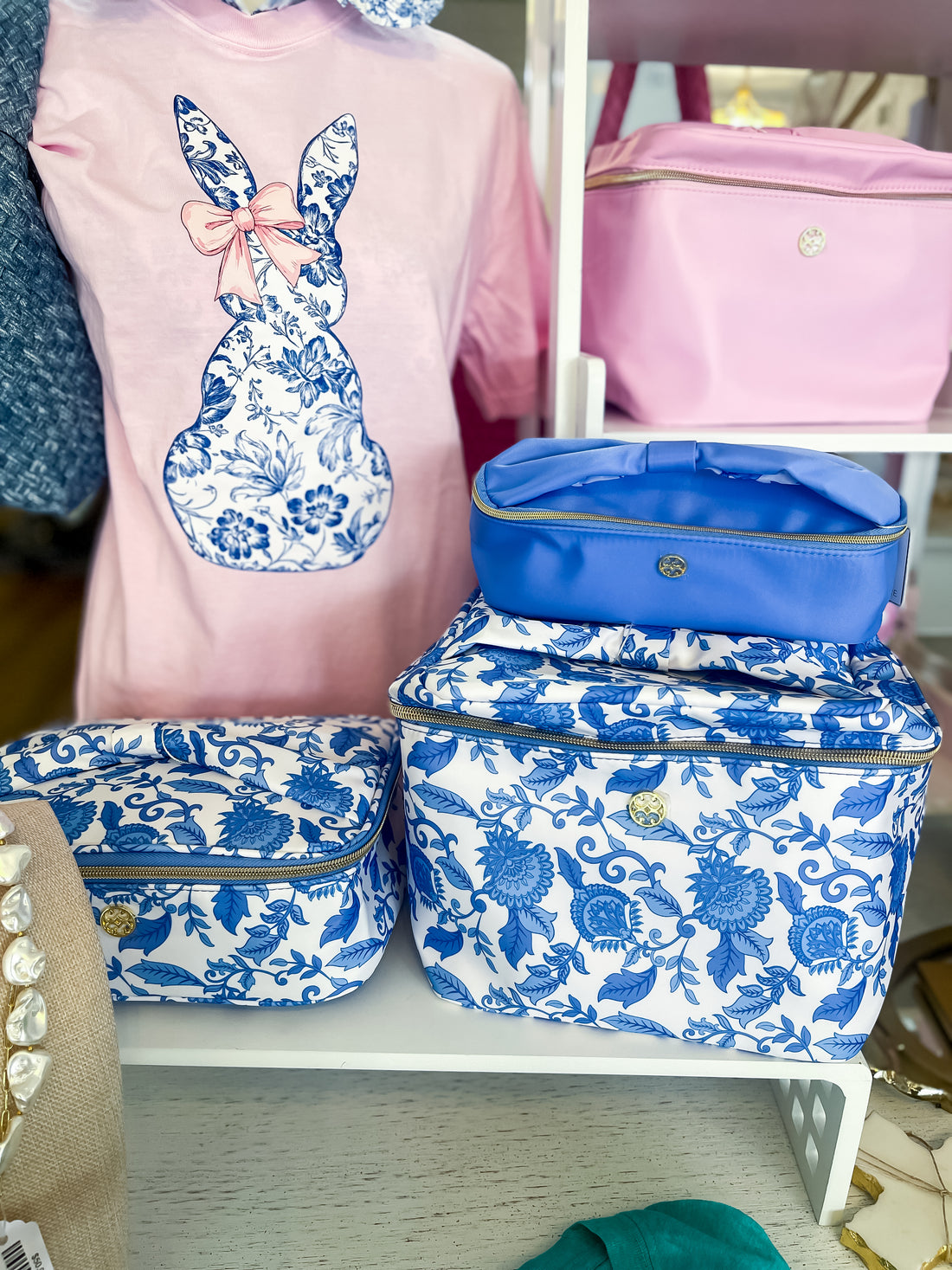 Blue Garden Travel Cosmetic Case Mary Square