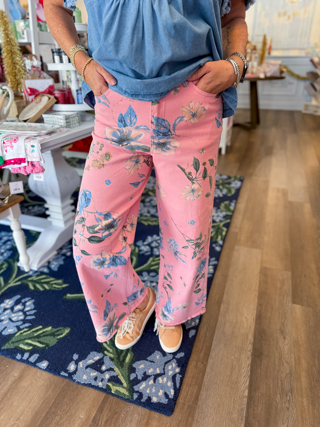 Dusty Ridge Floral Pant - Pink Threads of Grace