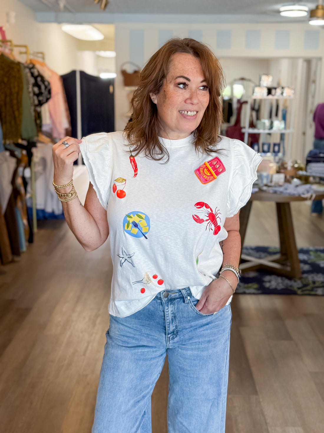 Lemonade &amp; Lobsters Flutter Sleeve Top Easel