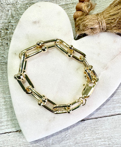 PaperClip Poise Bracelet – Gold Edition