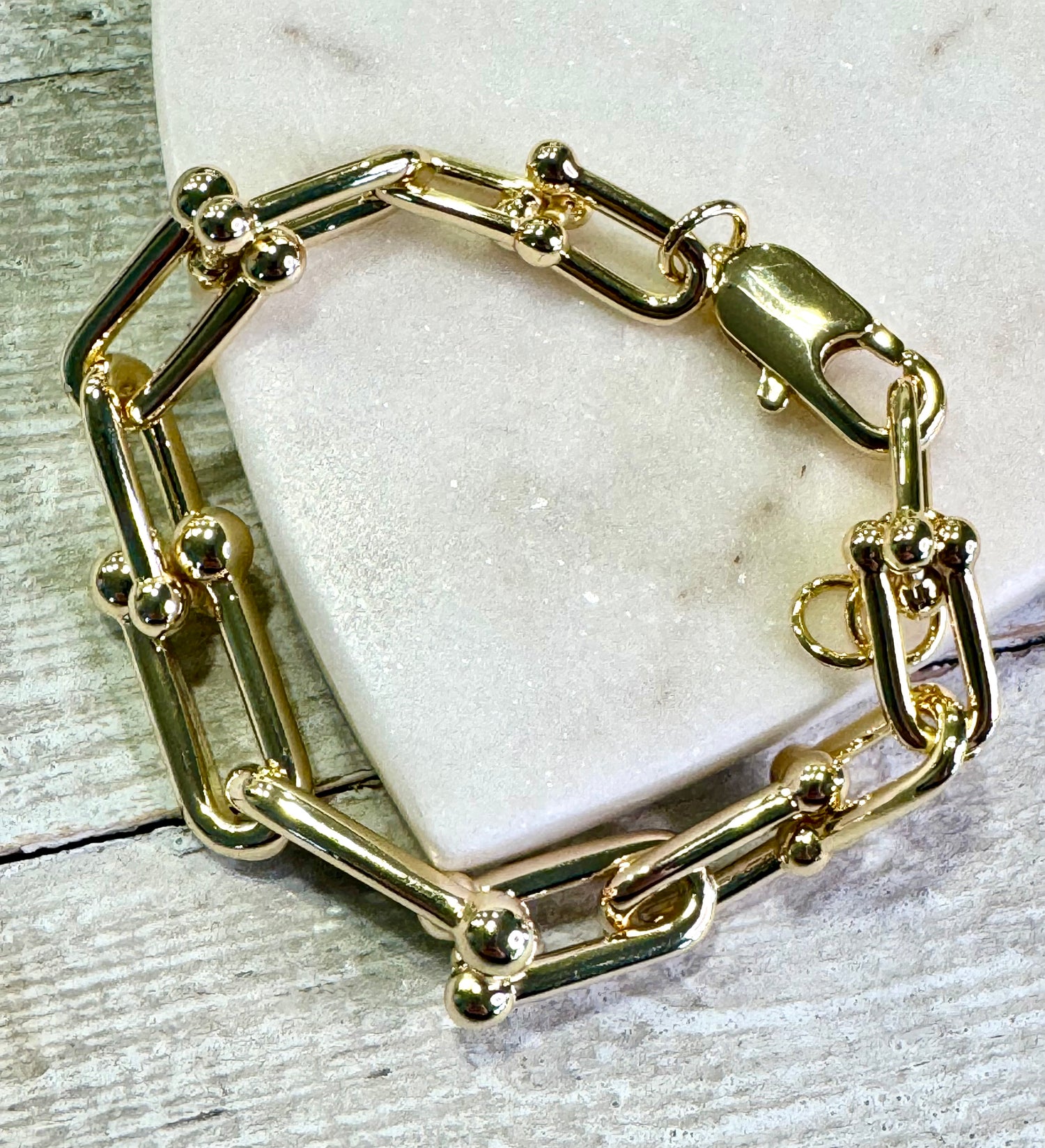 PaperClip Poise Bracelet – Gold Edition