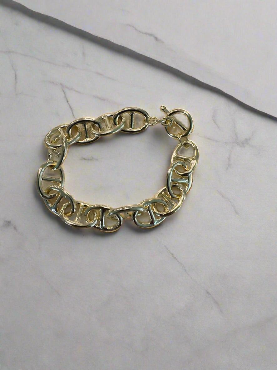 Gold tone Link design bracelet