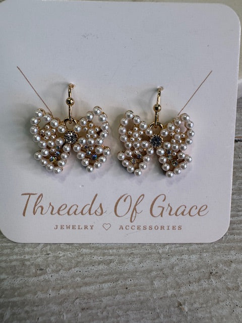Tied in Pearls
