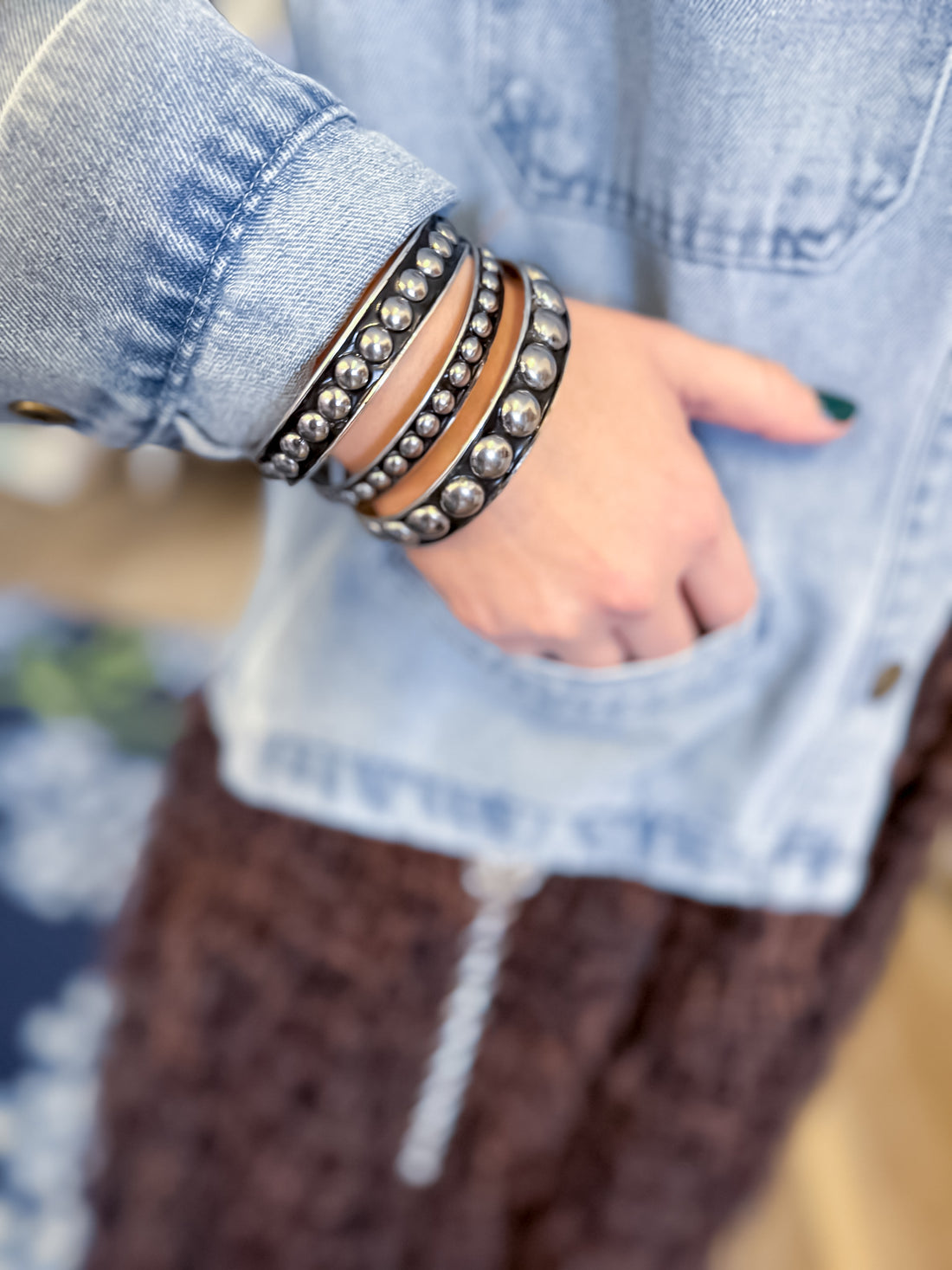 Silver Stud Bangle Bracelet Set SW Trading