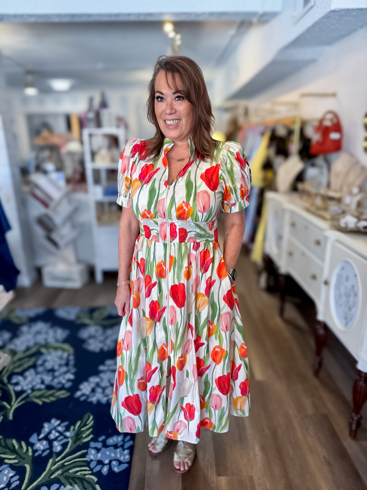 Tulip Walk Dress entro