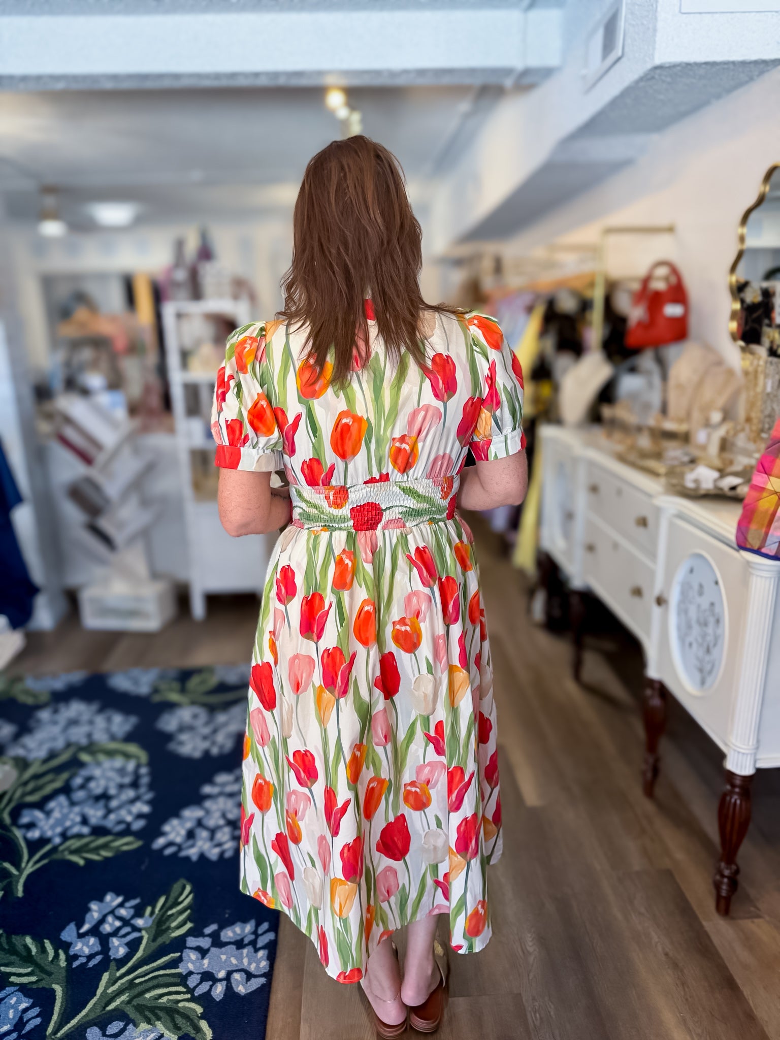 Tulip Walk Dress entro