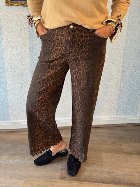 Wild Edge Leopard Wide Leg Pants Entro