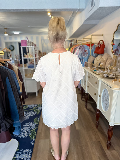 Diamond Eyelet Dress Entro