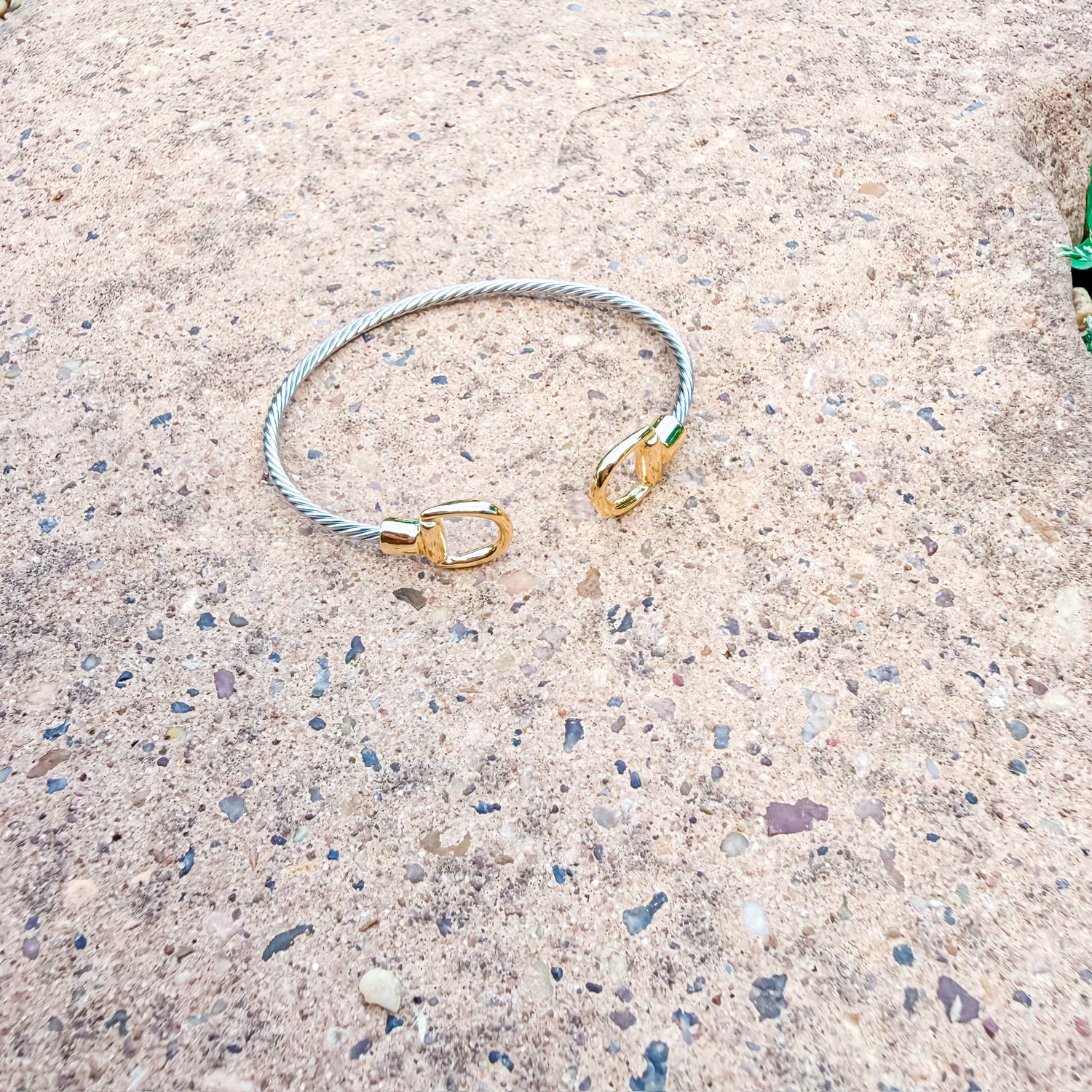 Horsebit Cable Cuff Silver and Accessories