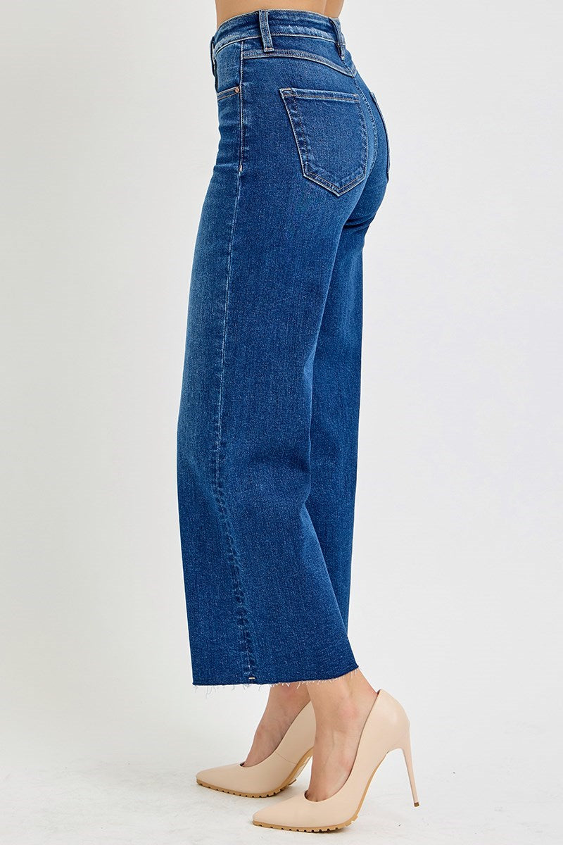 The Everleigh Crop