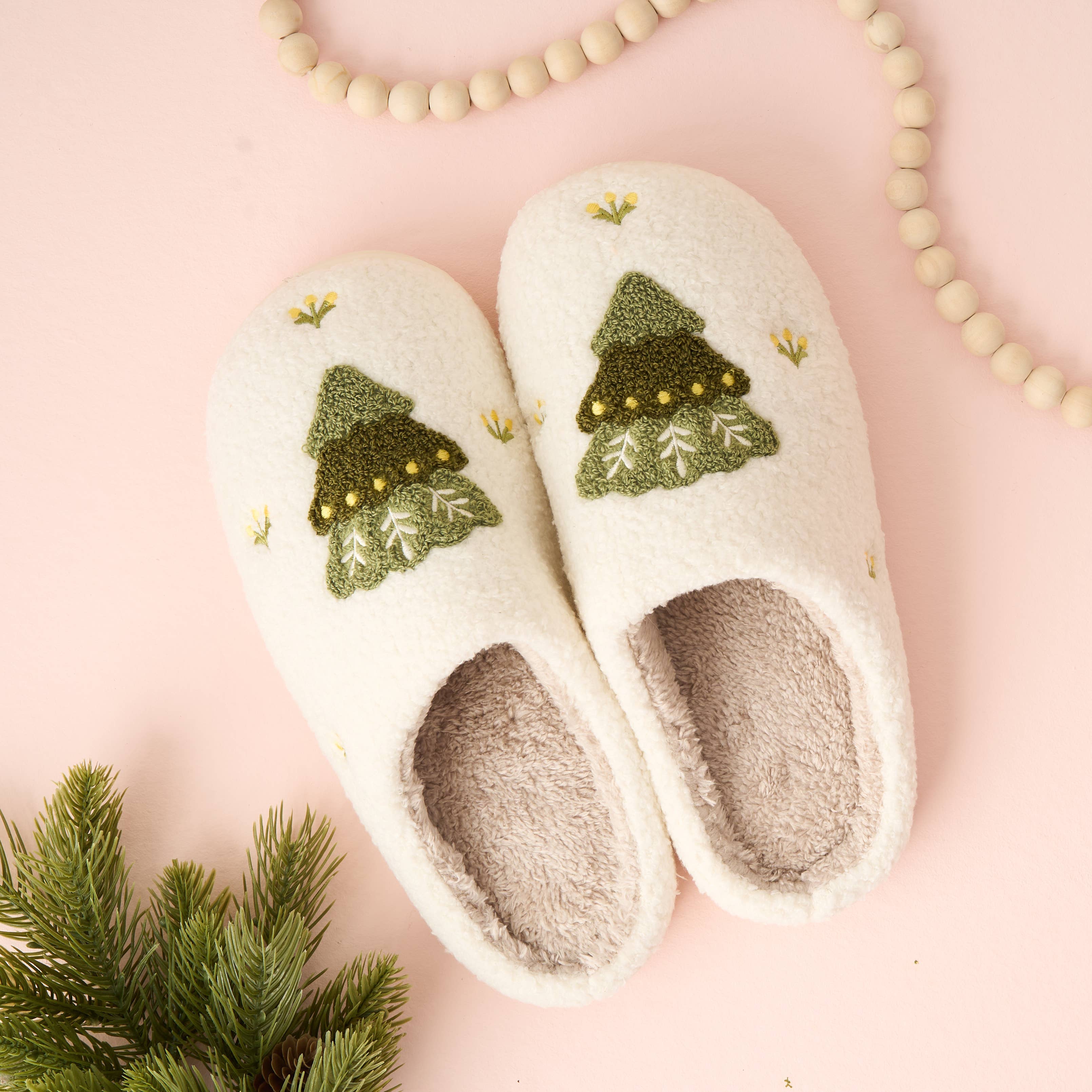 Fuzzy Holiday Slippers - Tree The Darling Effect